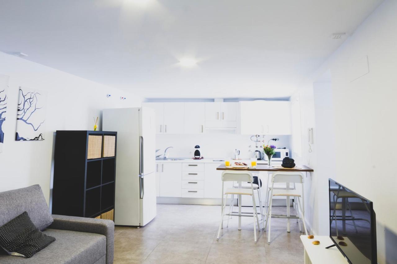 Cdz - Botica, Encantador Apartamento En Pleno Centro Historico Кадис Экстерьер фото